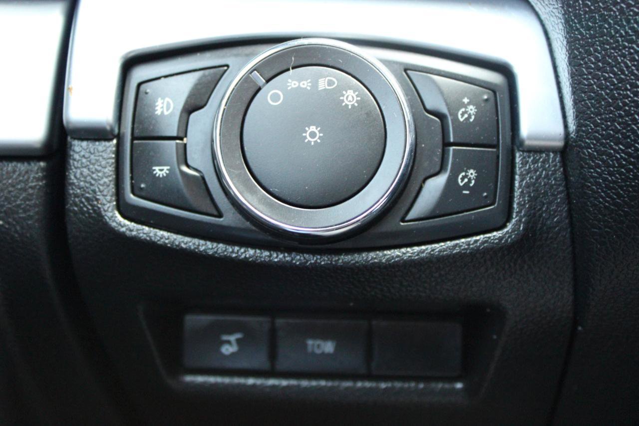Used 2018 Ford Explorer Sport w/ Equipment Group 401A AWD/4WD image 28