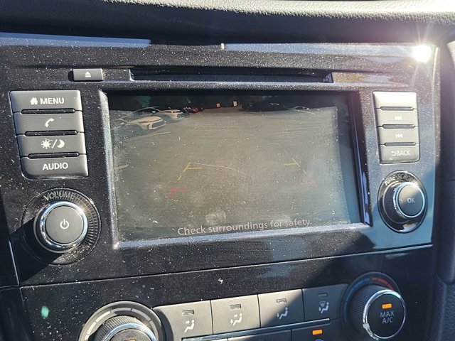 Used 2020 Nissan Rogue S image 26