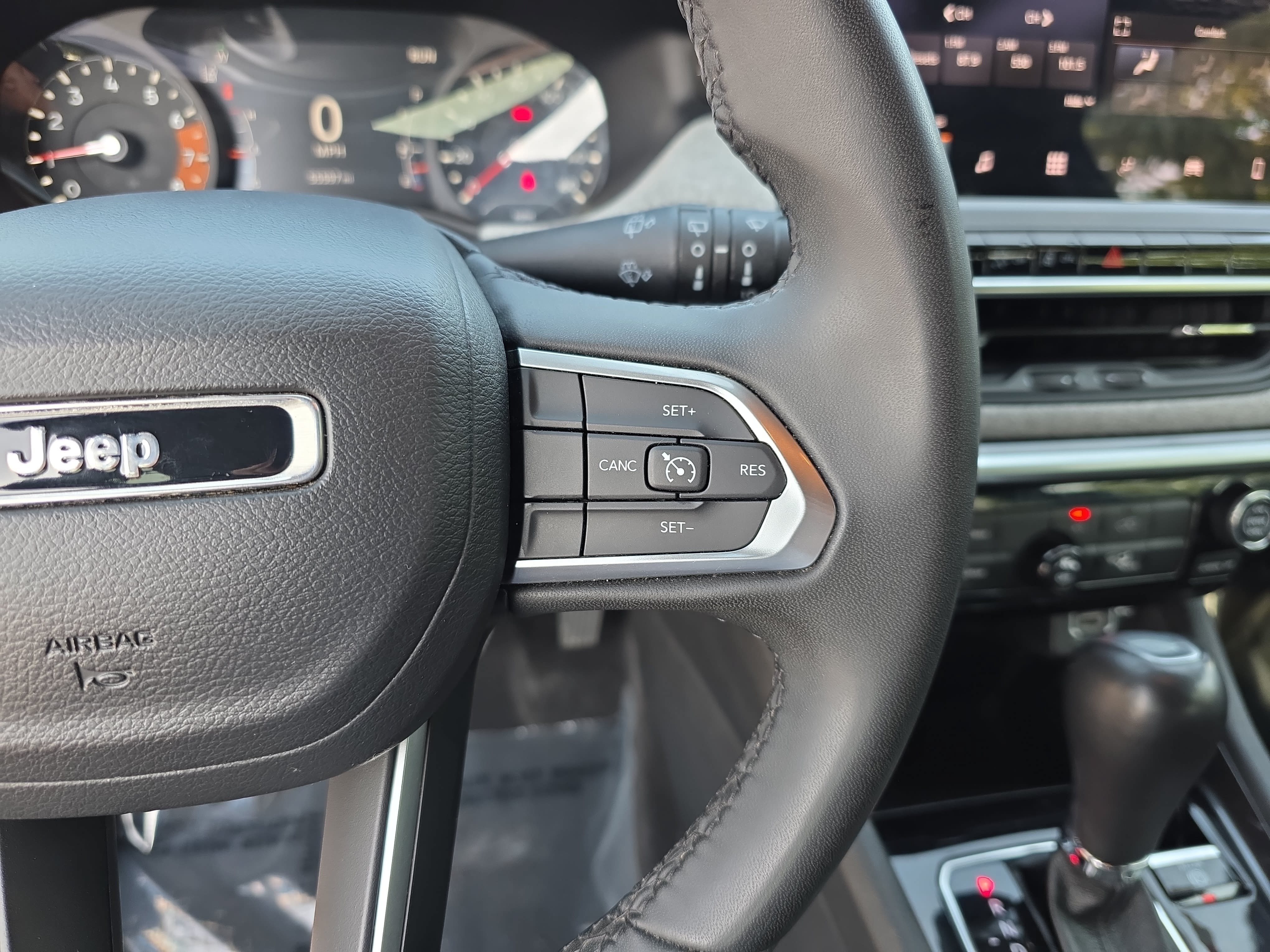 Certified 2024 Jeep Compass Latitude AWD/4WD image 15