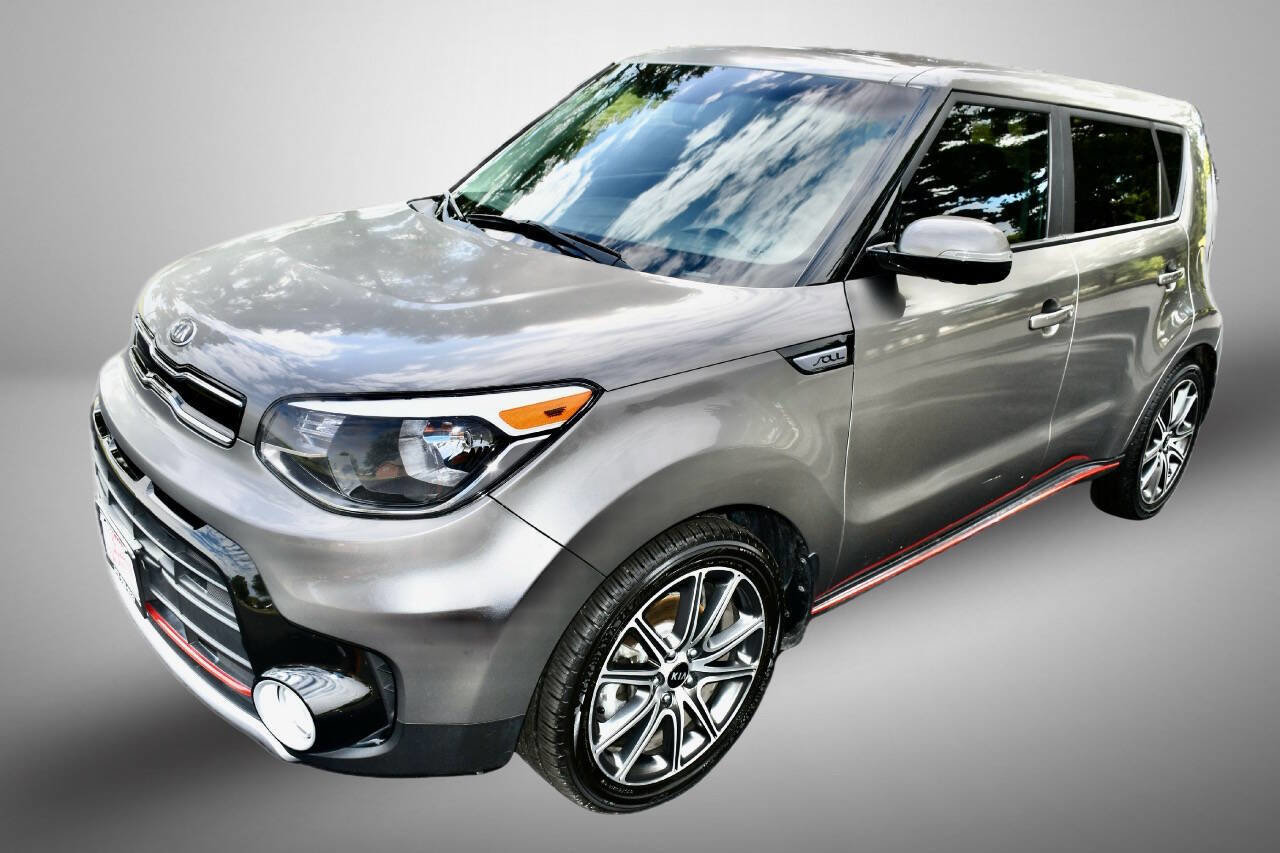 Used 2018 Kia Soul ! FWD image 3