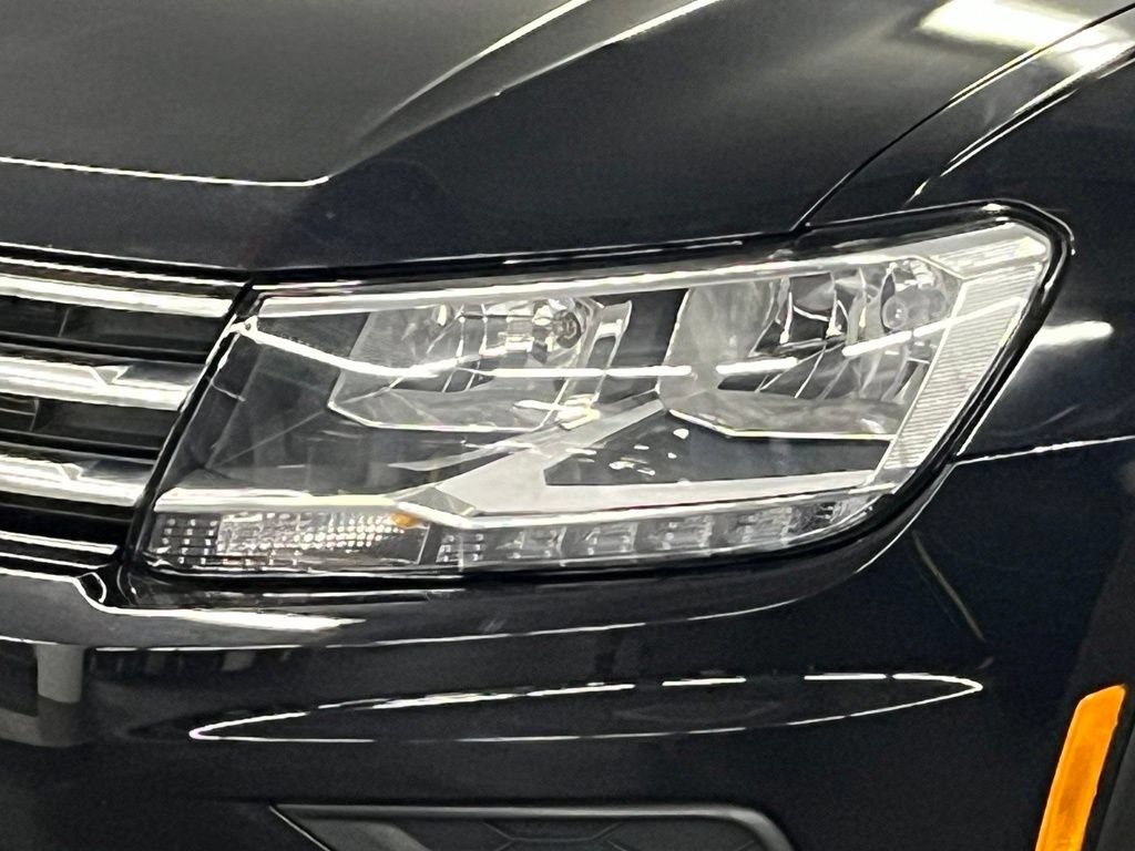 Used 2019 Volkswagen Tiguan SE w/ Panoramic Sunroof Package AWD/4WD image 37