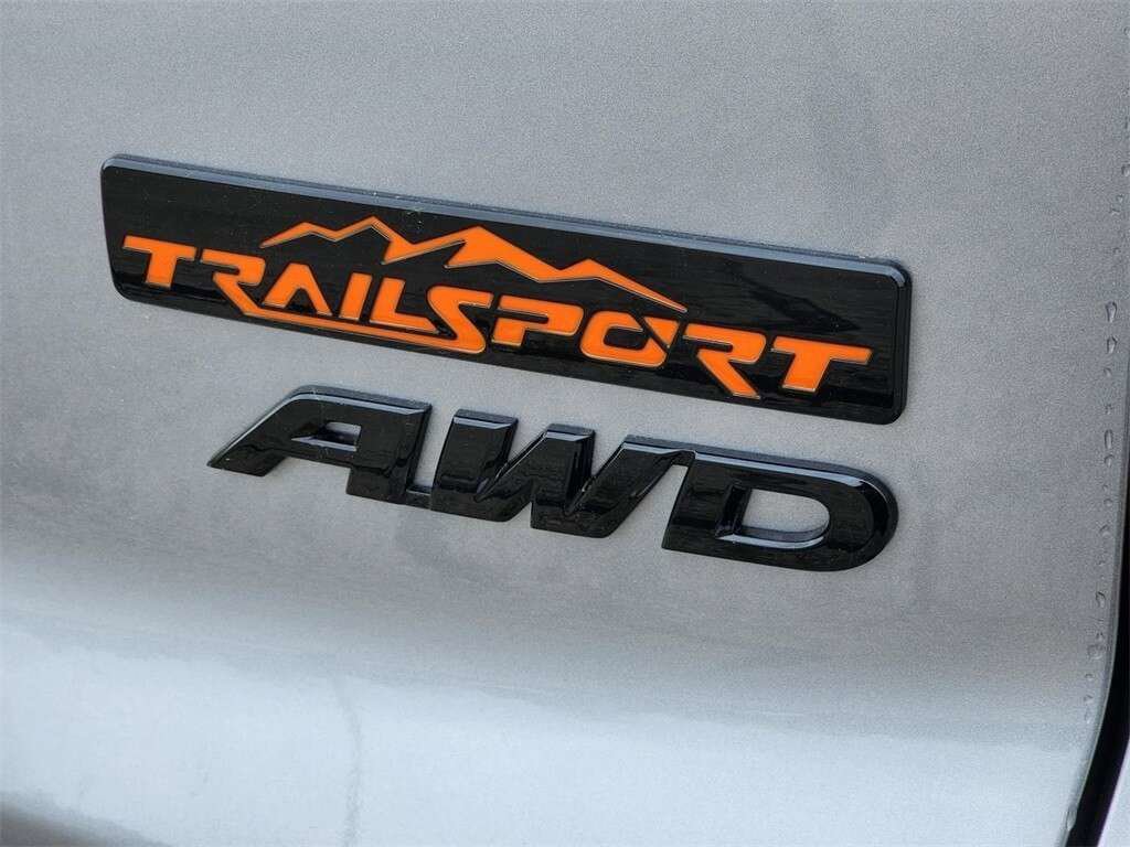 Used 2023 Honda Passport TrailSport image 16