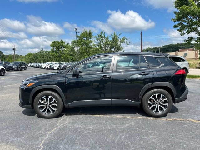 Used 2024 Toyota Corolla Cross AWD Hybrid image 2