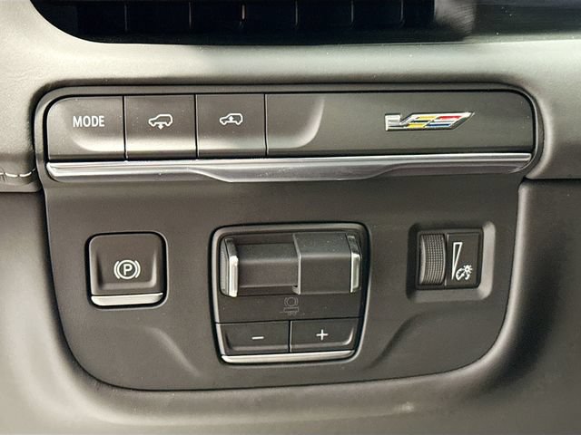 Certified 2024 Cadillac Escalade V AWD/4WD image 10