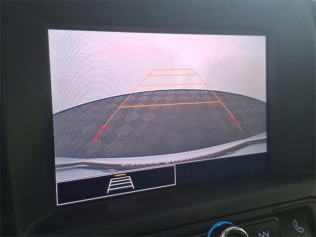 Used 2023 GMC Terrain SLE w/ Driver Convenience Package image 4