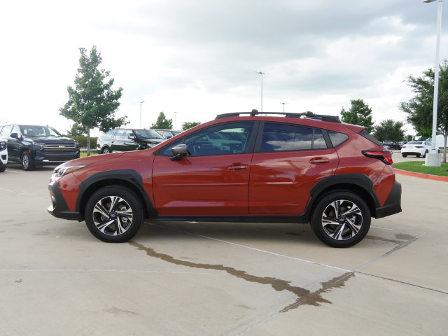 Used 2024 Subaru Crosstrek 2.0i Premium AWD/4WD image 3