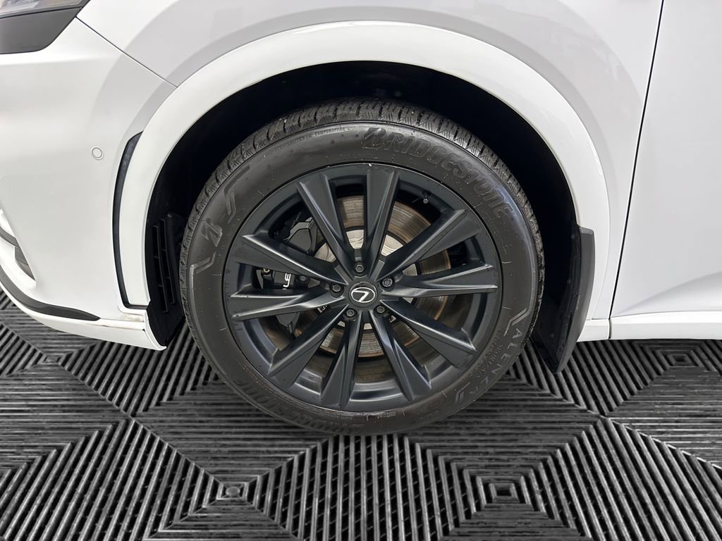 Used 2024 Lexus RX 500h F Sport AWD/4WD image 14