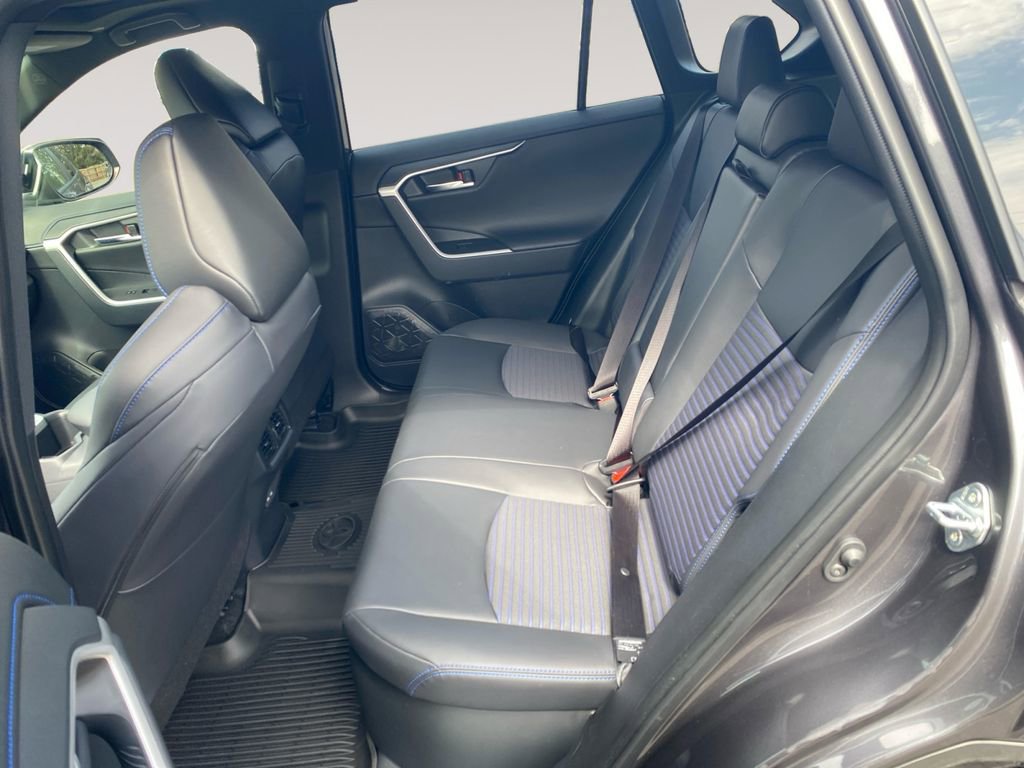 Used 2025 Toyota RAV4 XSE w/ Advanced Technology Package image 13