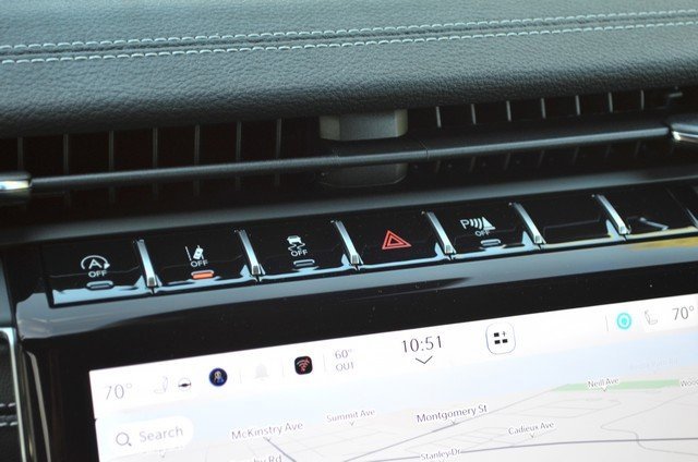 New 2025 Jeep Grand Cherokee Limited w/ Luxury Tech Group II image 29