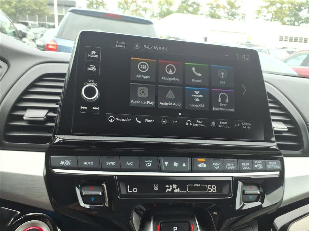 Used 2025 Honda Odyssey Touring image 12