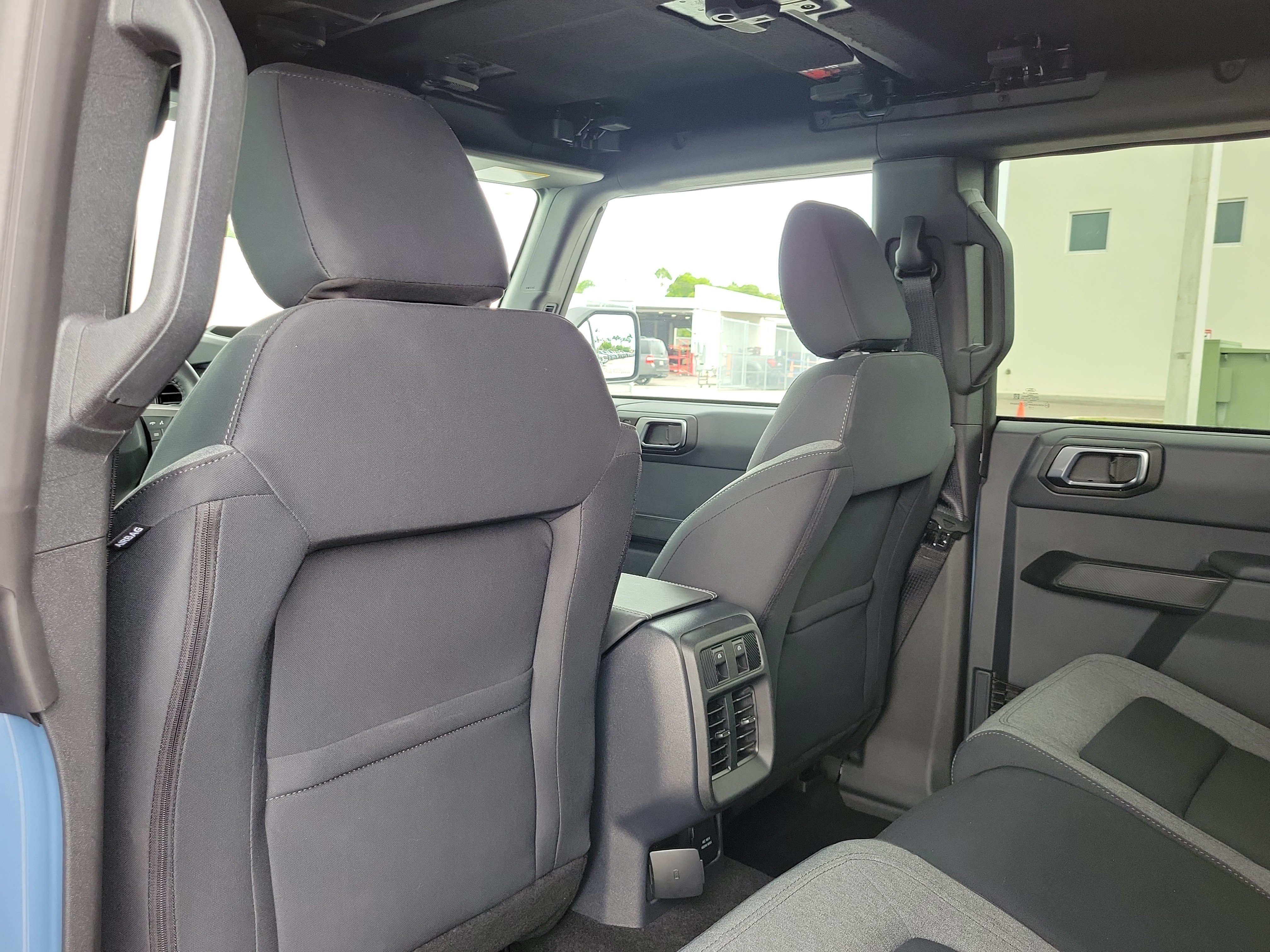 Used 2025 Ford Bronco Big Bend AWD/4WD image 14