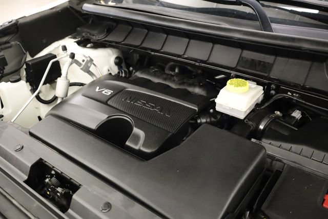 Used 2023 Nissan Pathfinder SL AWD/4WD image 9