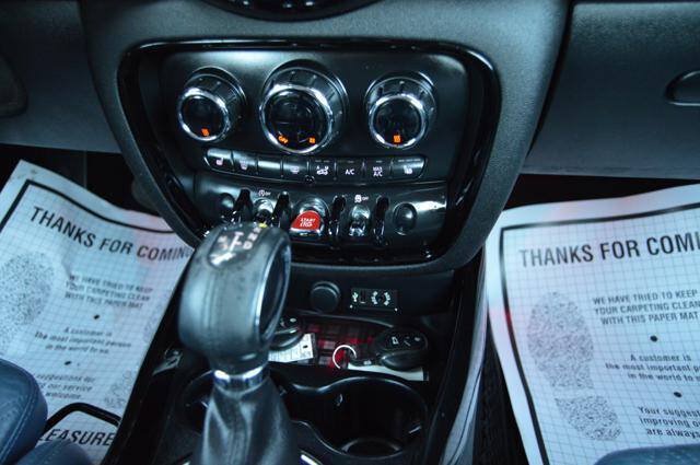 Used 2017 MINI Cooper Clubman S AWD/4WD image 24