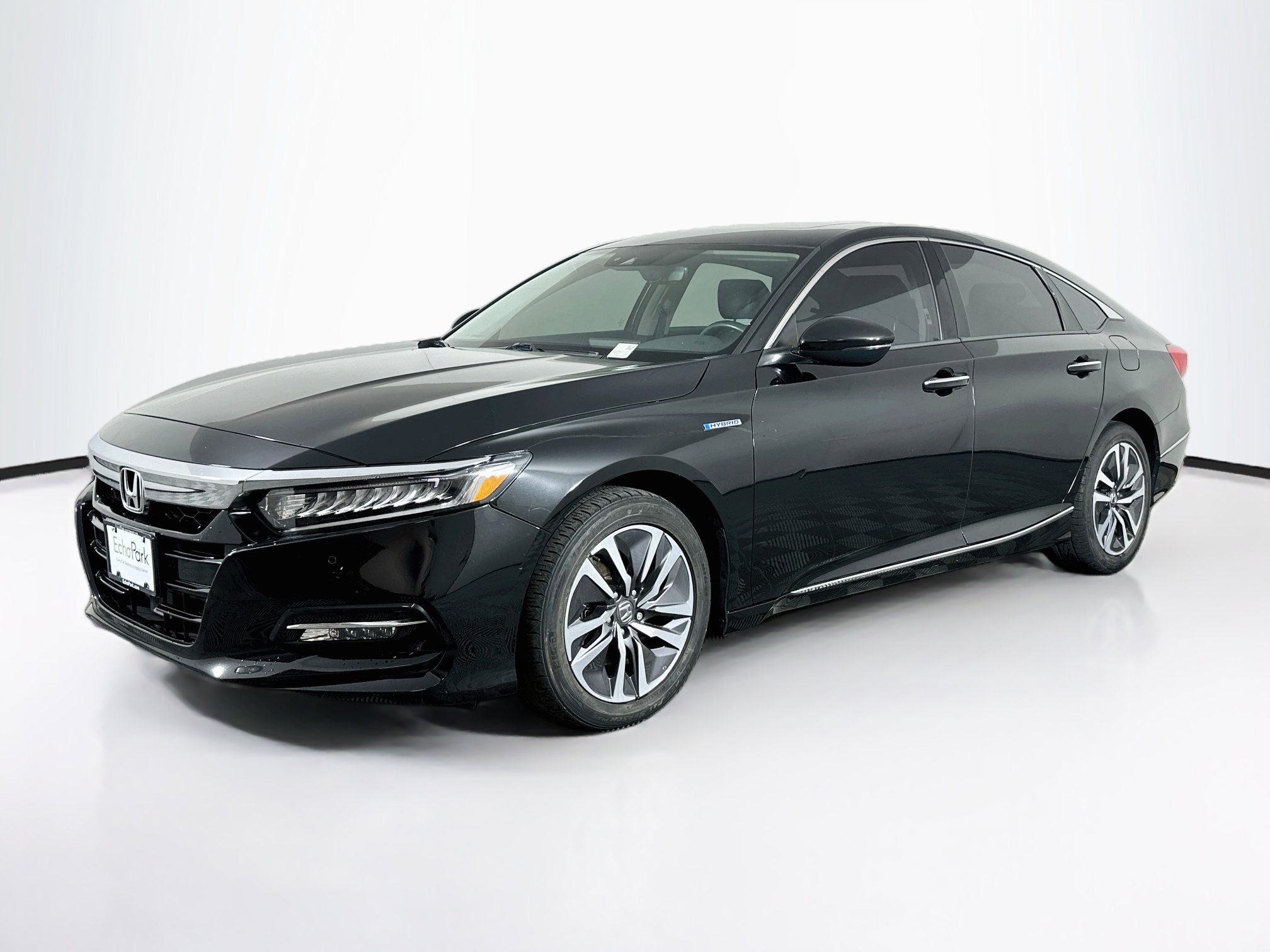 Used 2020 Honda Accord Touring image 3