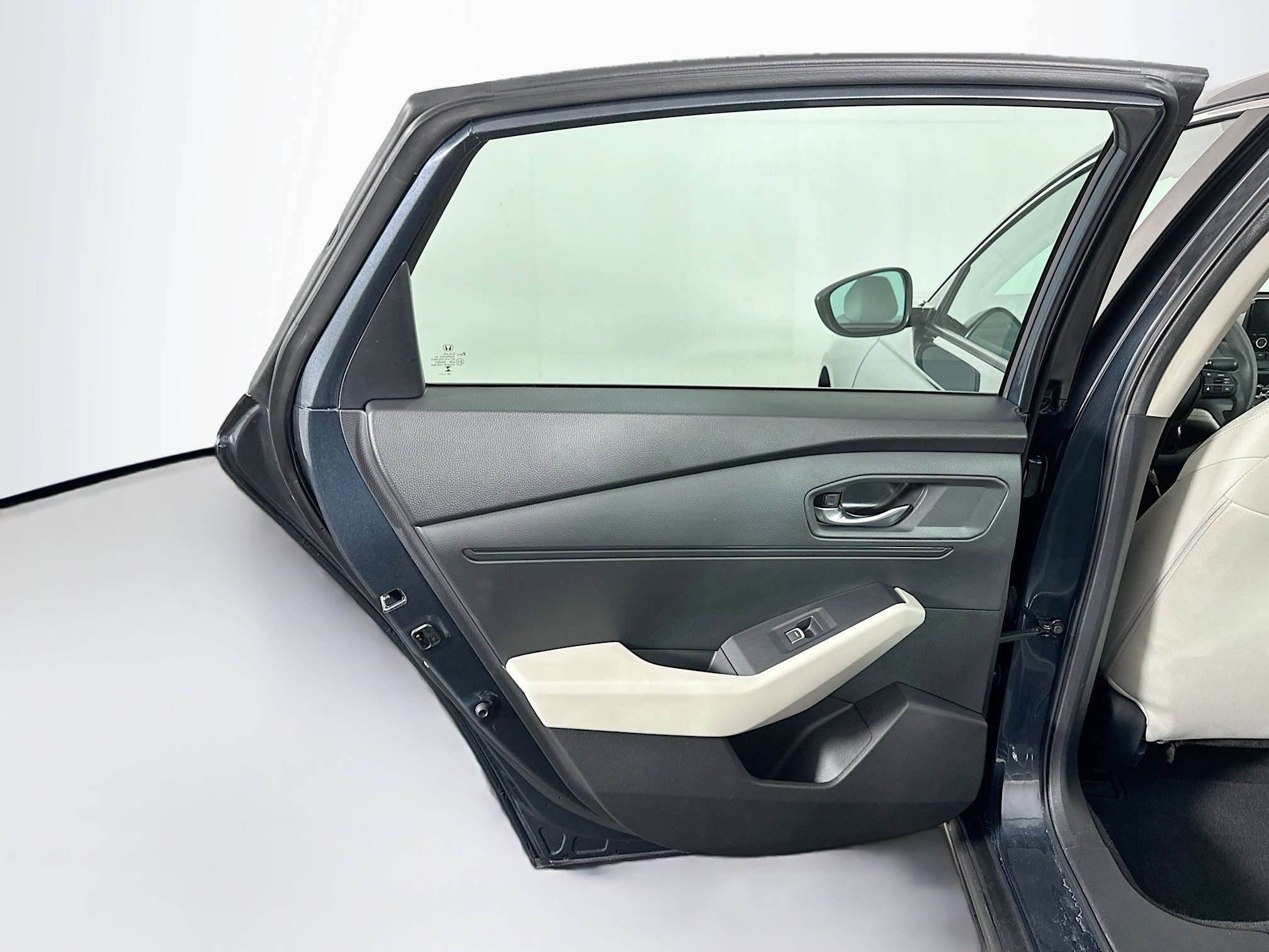 Used 2023 Honda Accord LX image 23