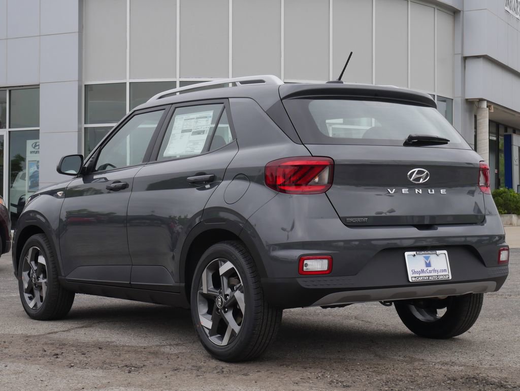 New 2026 Hyundai Venue SEL FWD image 13