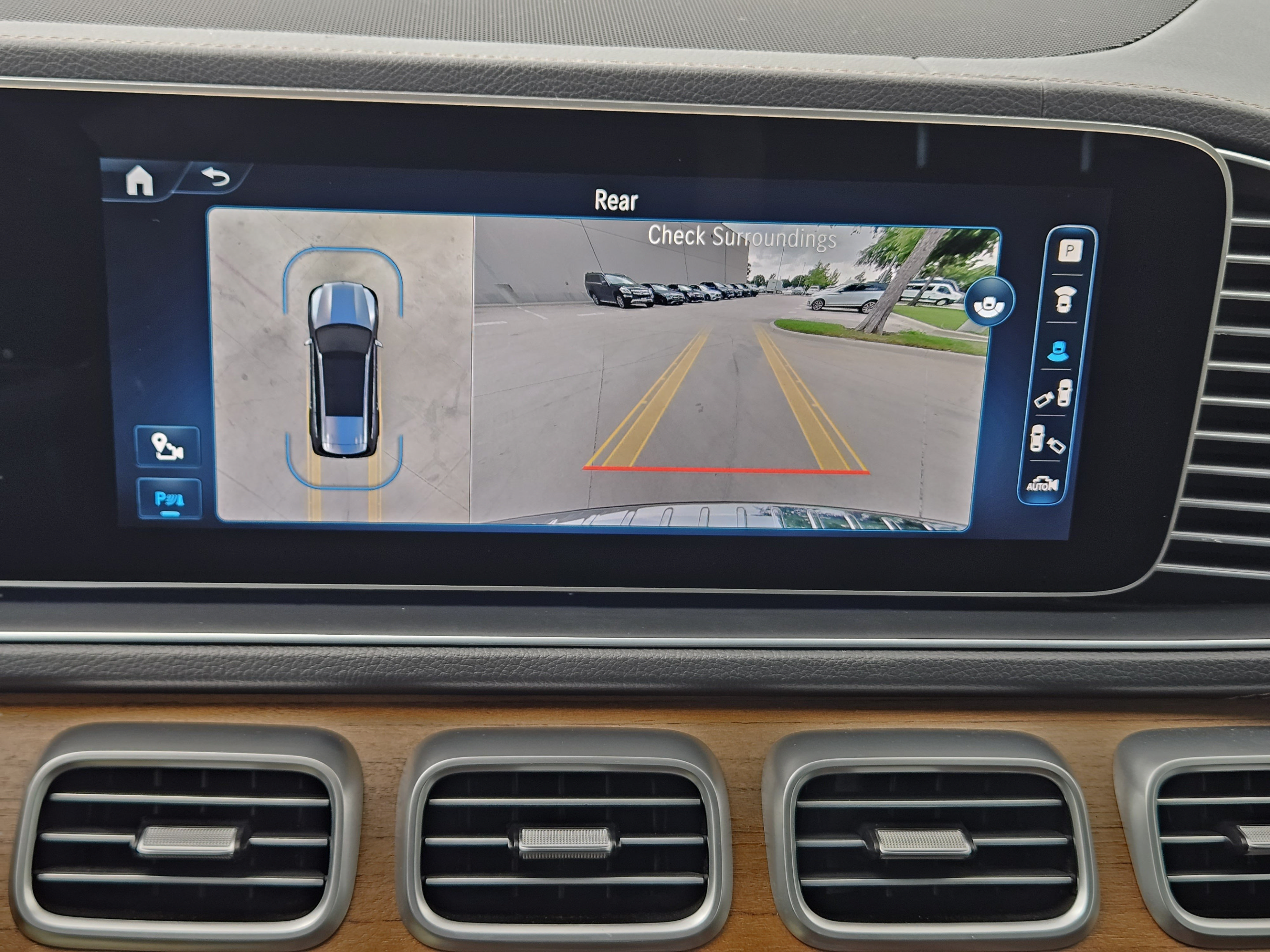 Certified 2024 Mercedes-Benz GLS 450 4MATIC image 10