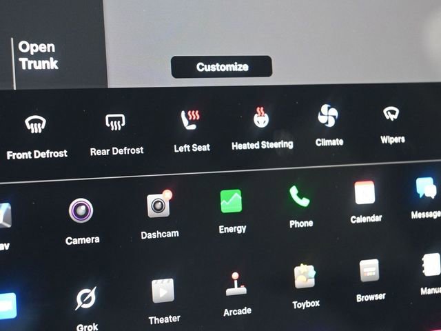 Used 2023 Tesla Model Y Long Range image 26