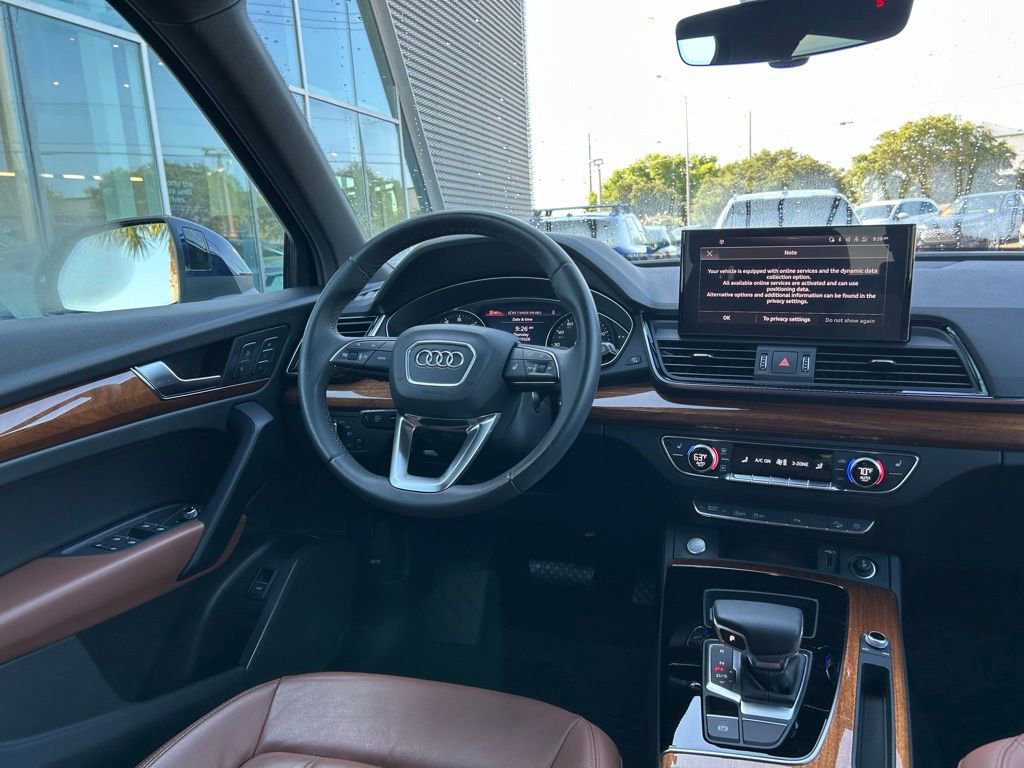 Used 2023 Audi Q5 2.0T Premium w/ Convenience Package AWD/4WD image 12