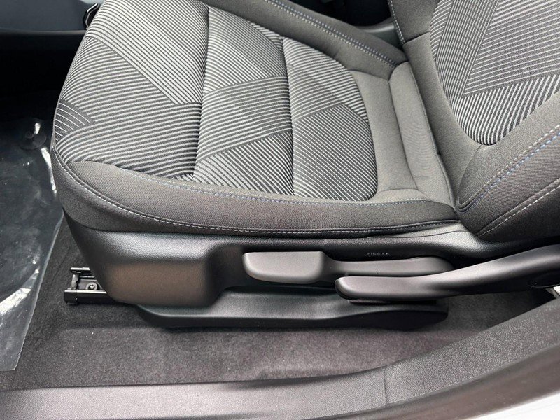 New 2027 Chevrolet Bolt LT image 33