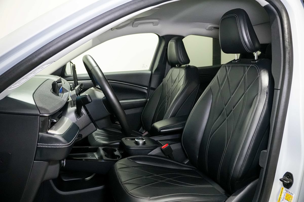 Used 2023 Ford Mustang Mach-E Select RWD image 12