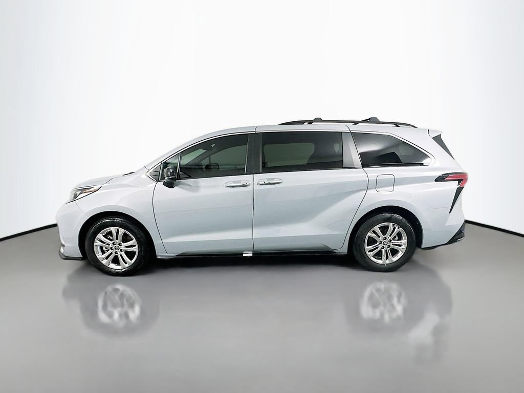 Certified 2023 Toyota Sienna XSE w/ XSE Plus Package AWD/4WD image 8