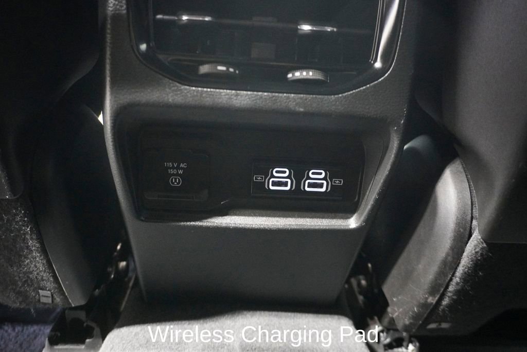 Used 2023 Jeep Grand Cherokee Altitude image 9