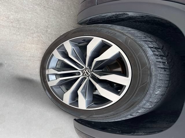 Used 2021 Volkswagen Atlas Cross Sport SEL Premium R-Line AWD/4WD image 10