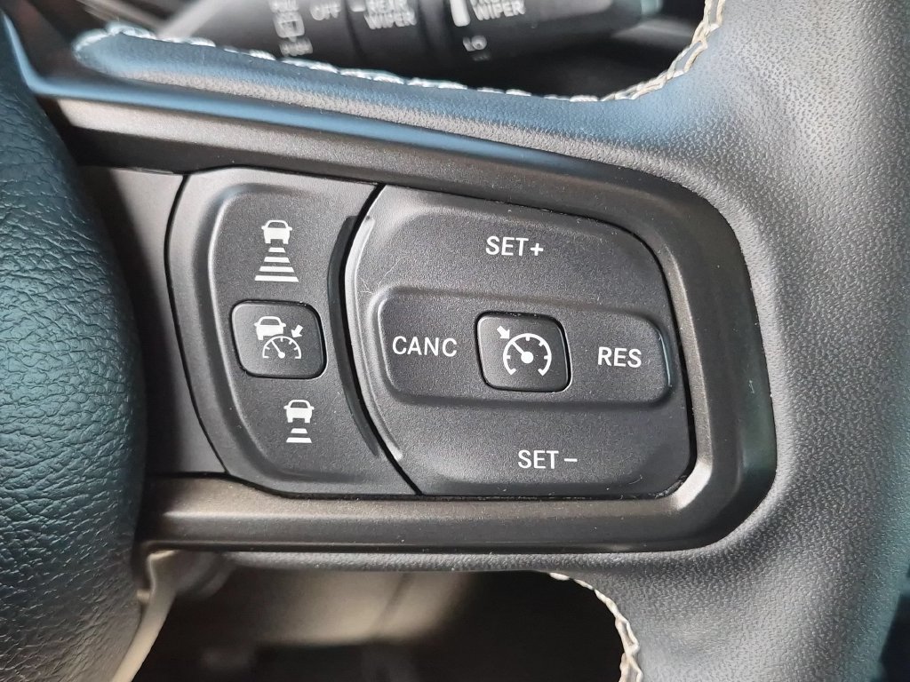 Used 2025 Jeep Wrangler Unlimited Sport AWD/4WD image 22