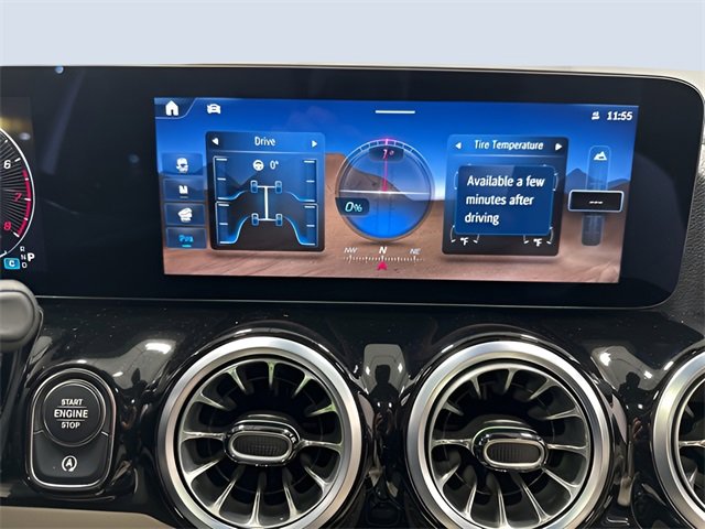 Used 2025 Mercedes-Benz GLA 250 4MATIC image 21