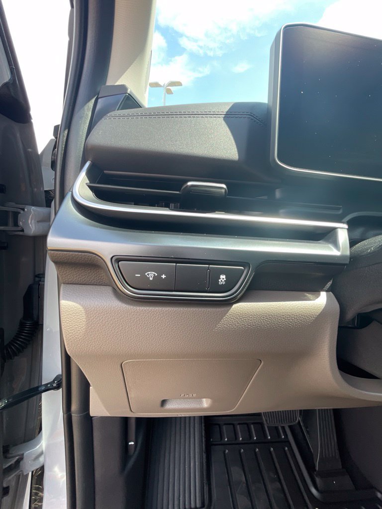 New 2027 Kia Carnival FWD image 12