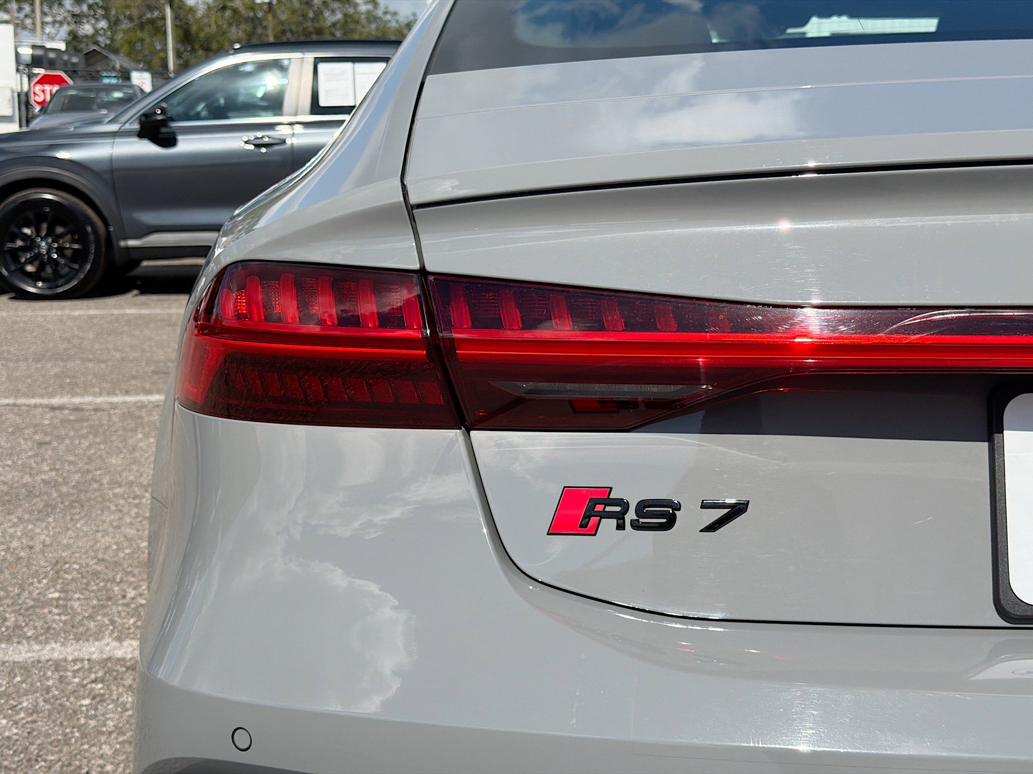 Used 2022 Audi RS 7 Sportback image 10