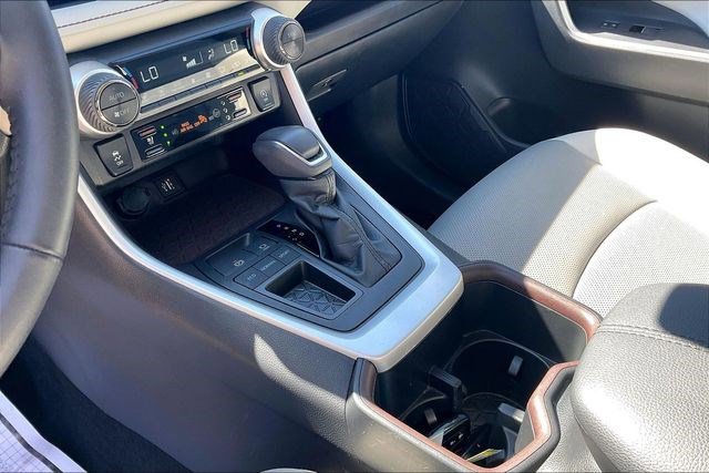 Used 2024 Toyota RAV4 Limited image 17