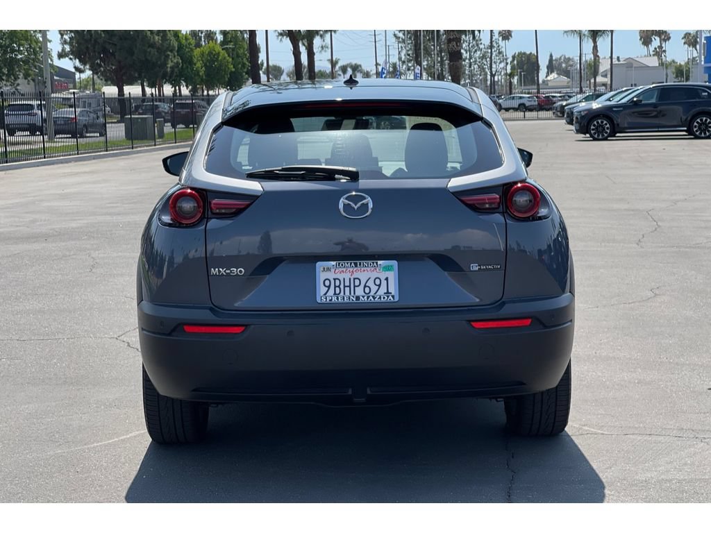 Certified 2022 MAZDA MX-30 Electric w/ Premium Plus Pkg FWD image 5