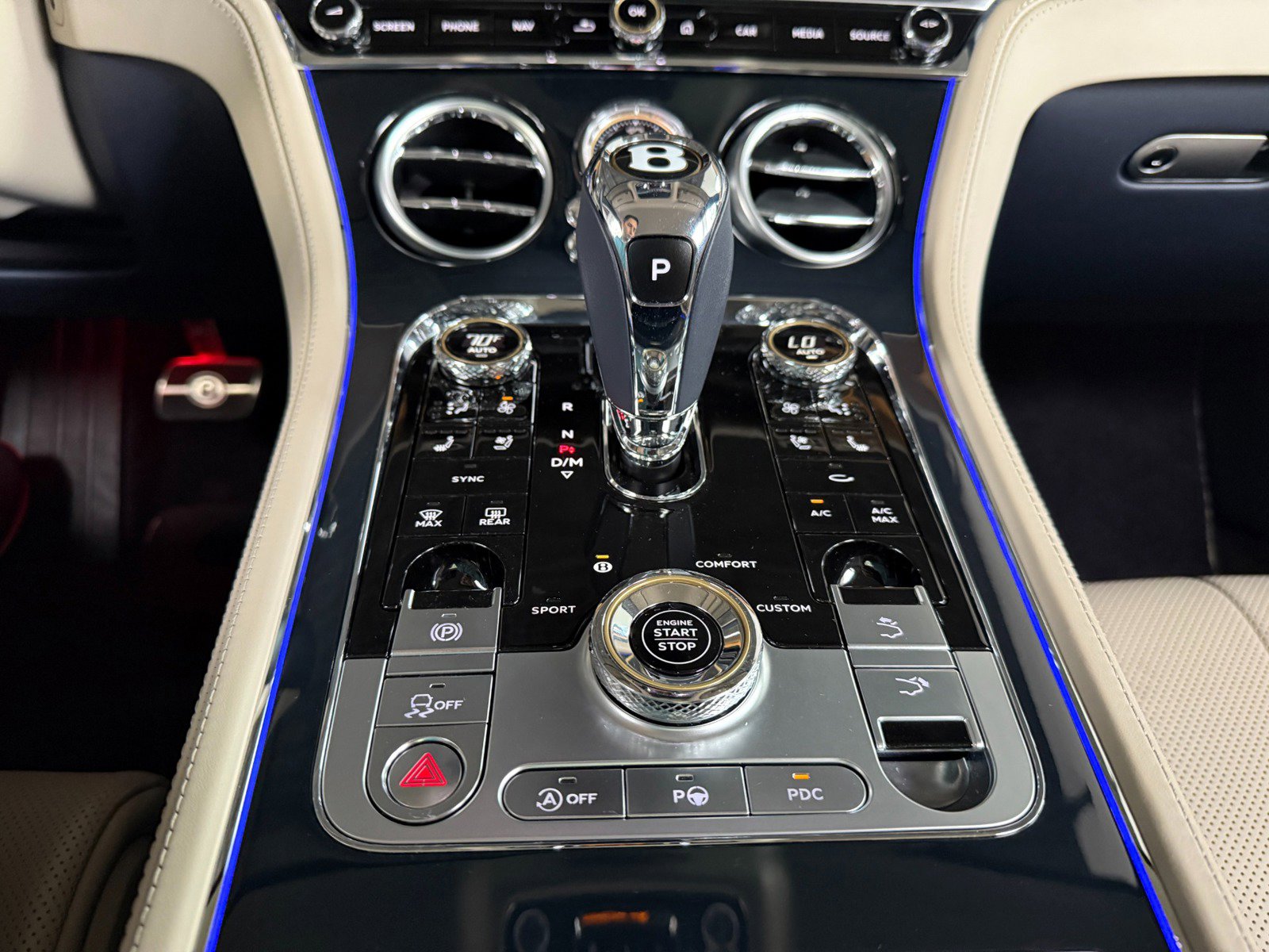 Used 2020 Bentley Continental GT V8 AWD/4WD image 33
