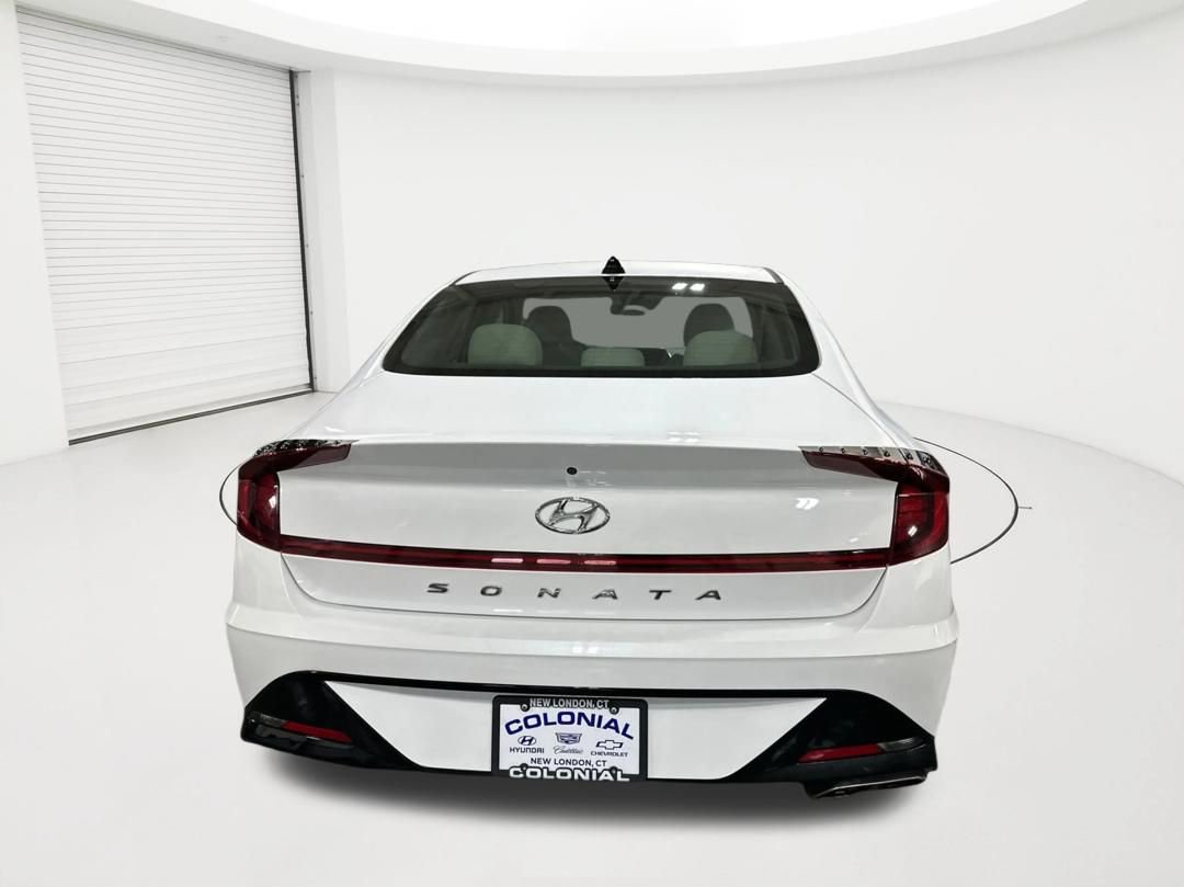 Certified 2023 Hyundai Sonata SEL w/ Preferred Accessory Package FWD image 6