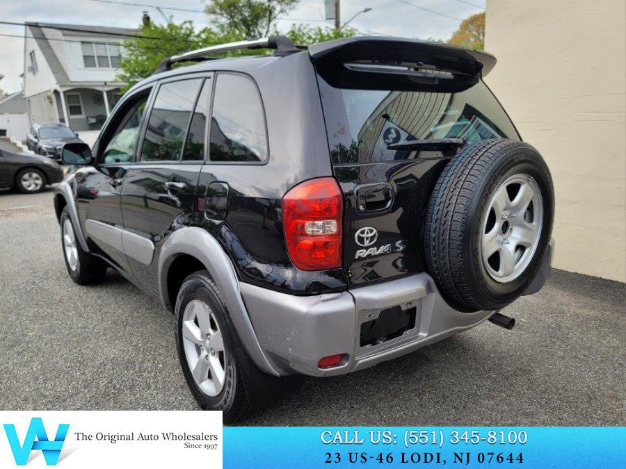 Used 2005 Toyota RAV4 4WD image 4