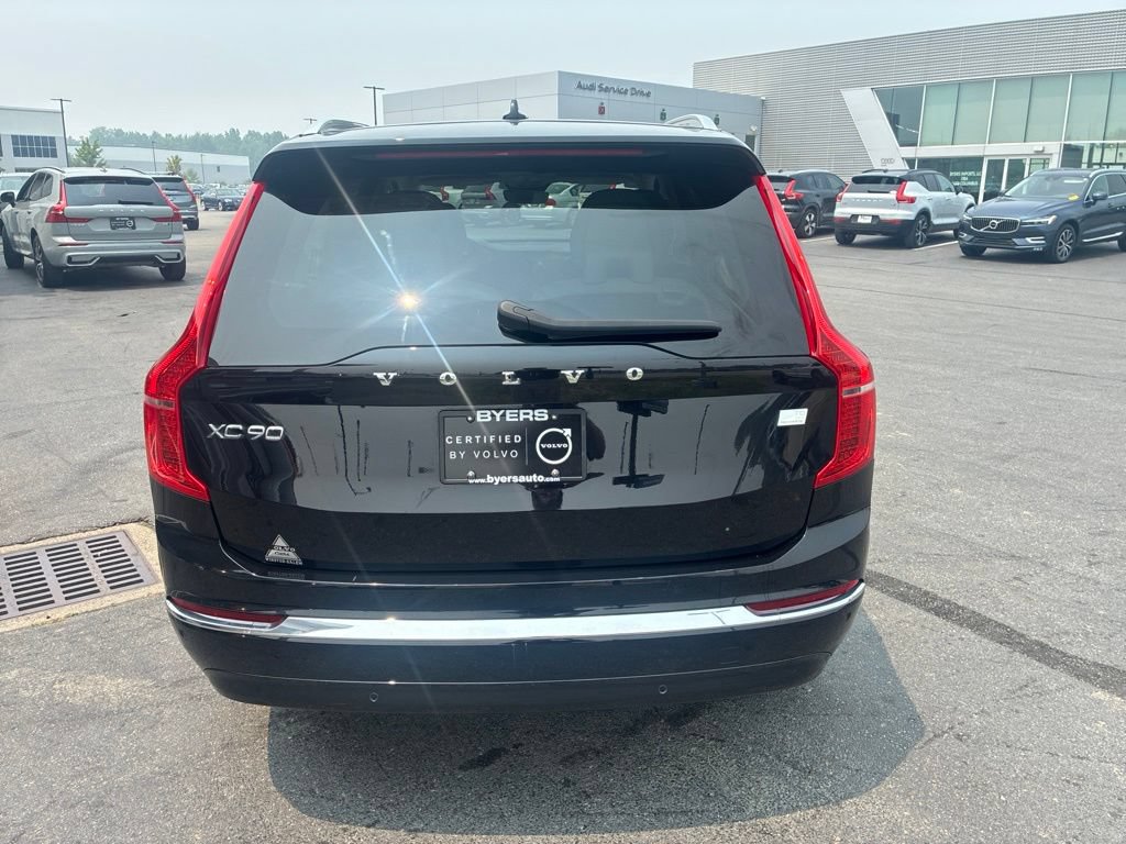 Used 2024 Volvo XC90 T8 Plus w/ Protection Package AWD/4WD image 4