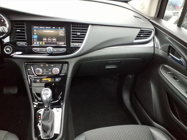 Used 2021 Buick Encore Preferred w/ Safety Package image 18