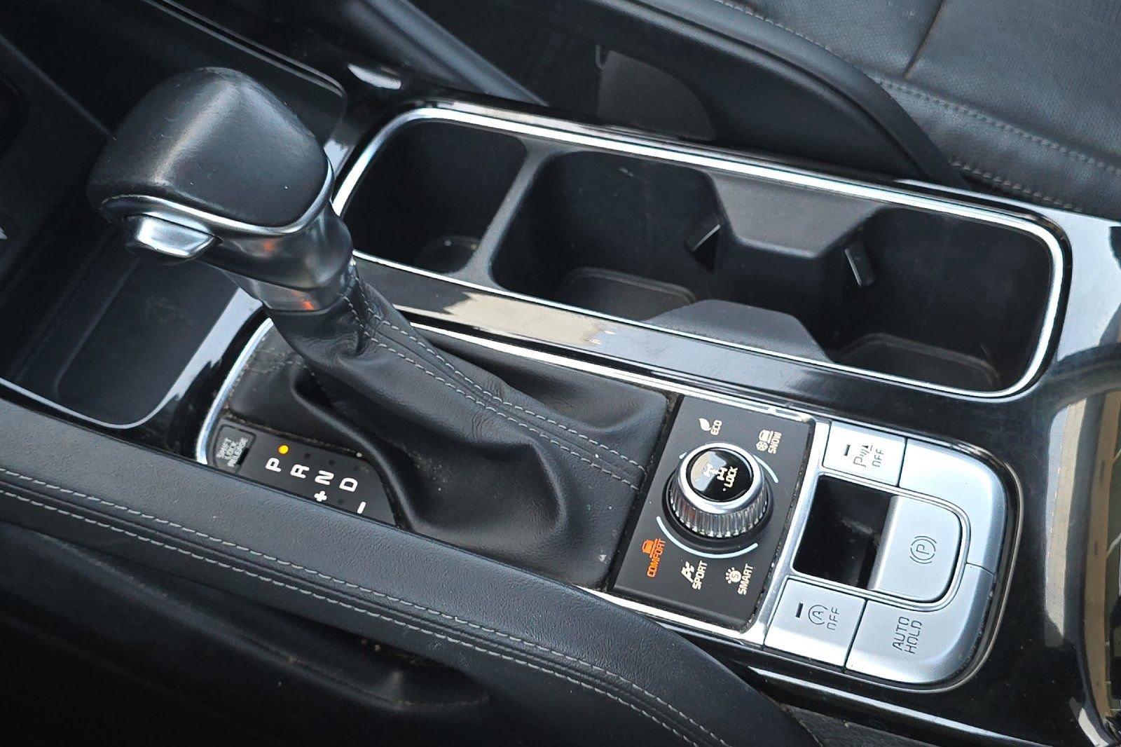 Used 2022 Kia Telluride EX w/ EX Premium Package AWD/4WD image 23