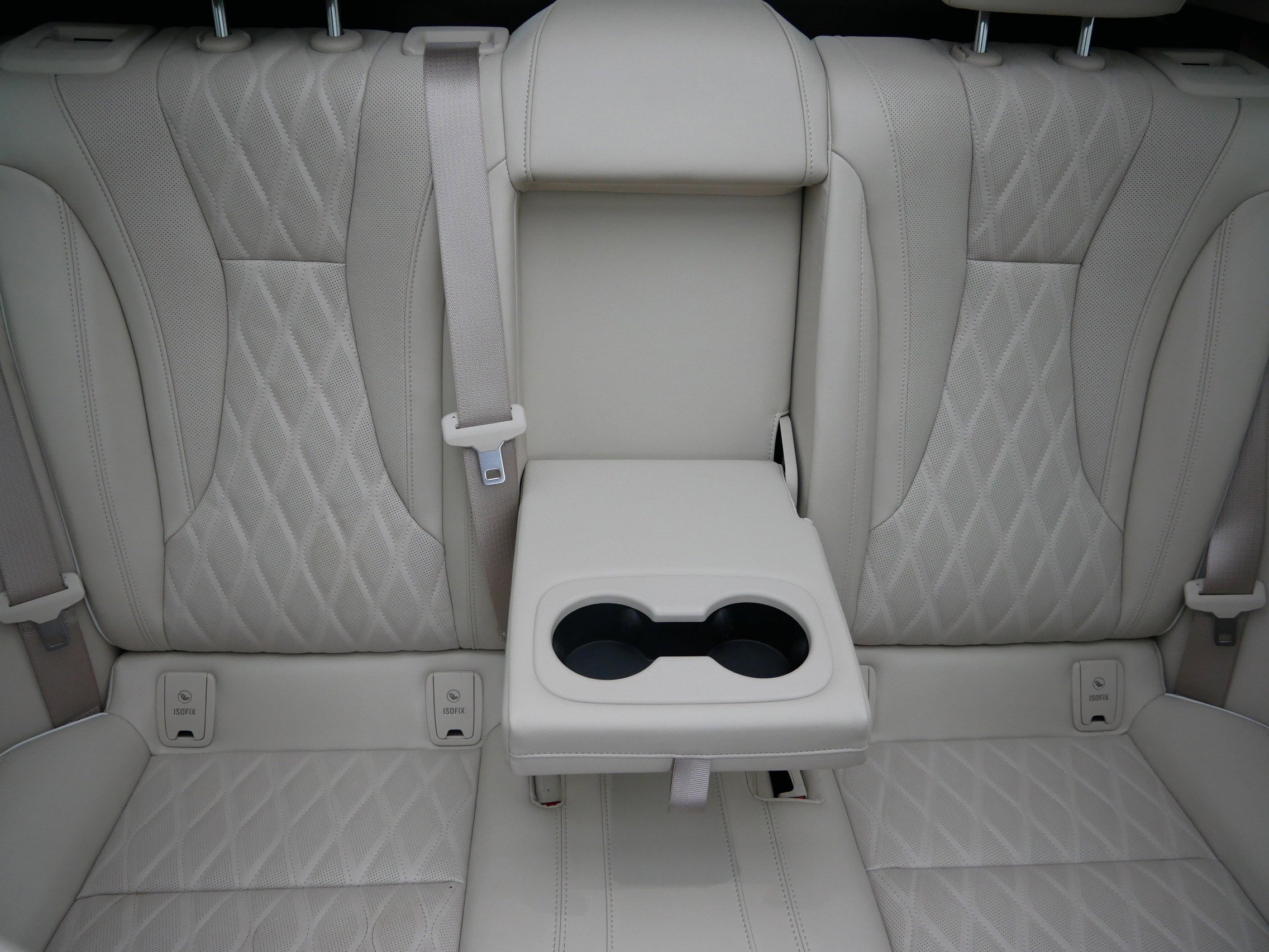 Used 2023 Buick Envision Avenir image 13