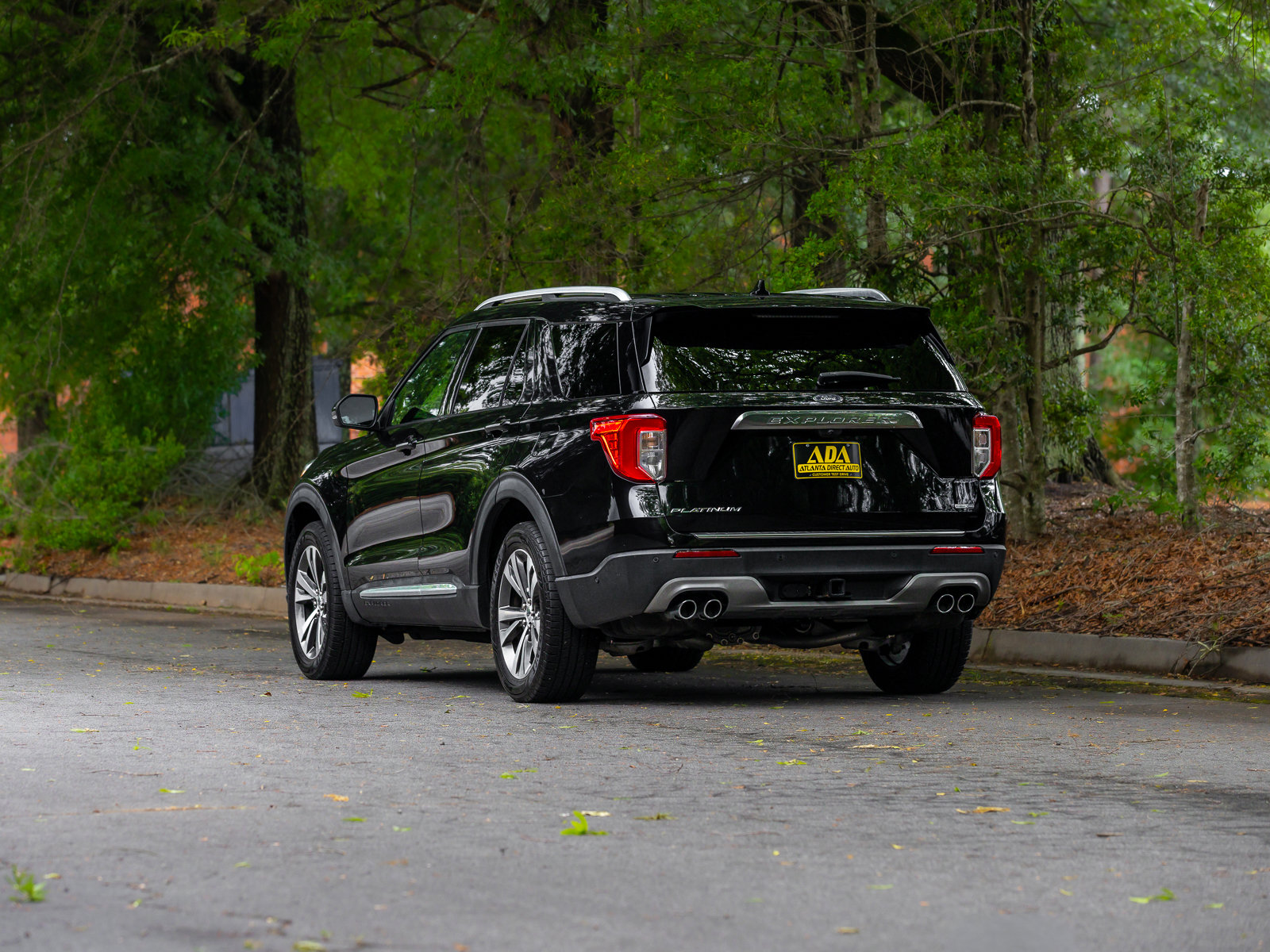 Used 2020 Ford Explorer Platinum w/ Premium Technology Package AWD/4WD image 41