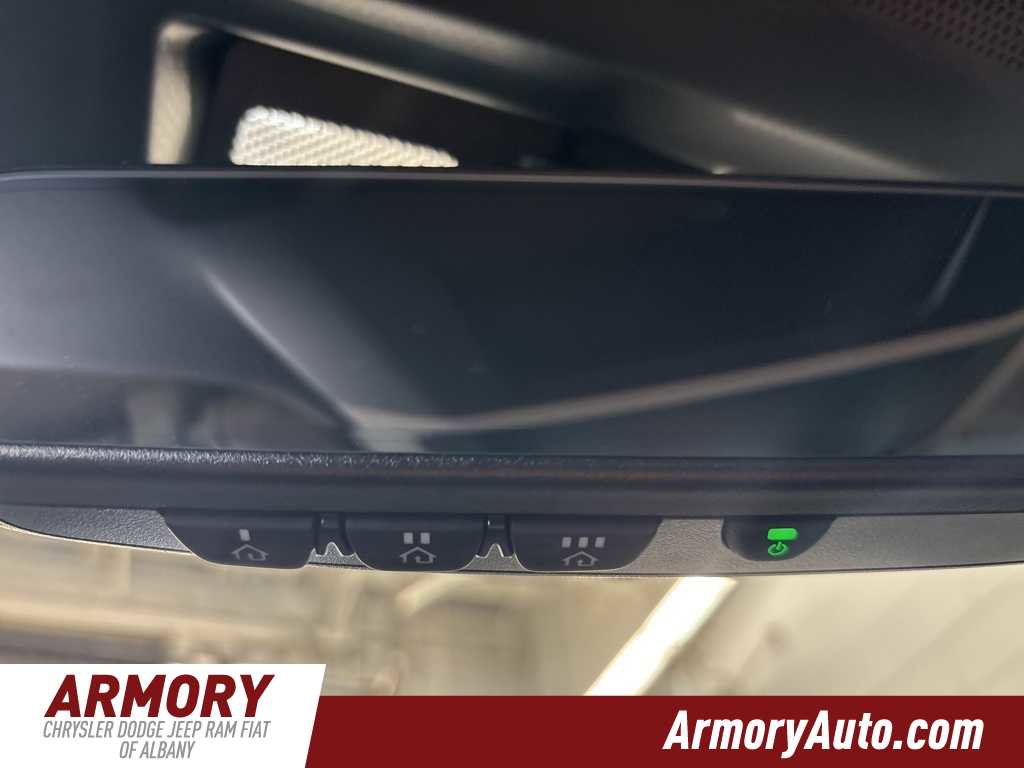 Used 2023 Subaru Outback Premium image 23