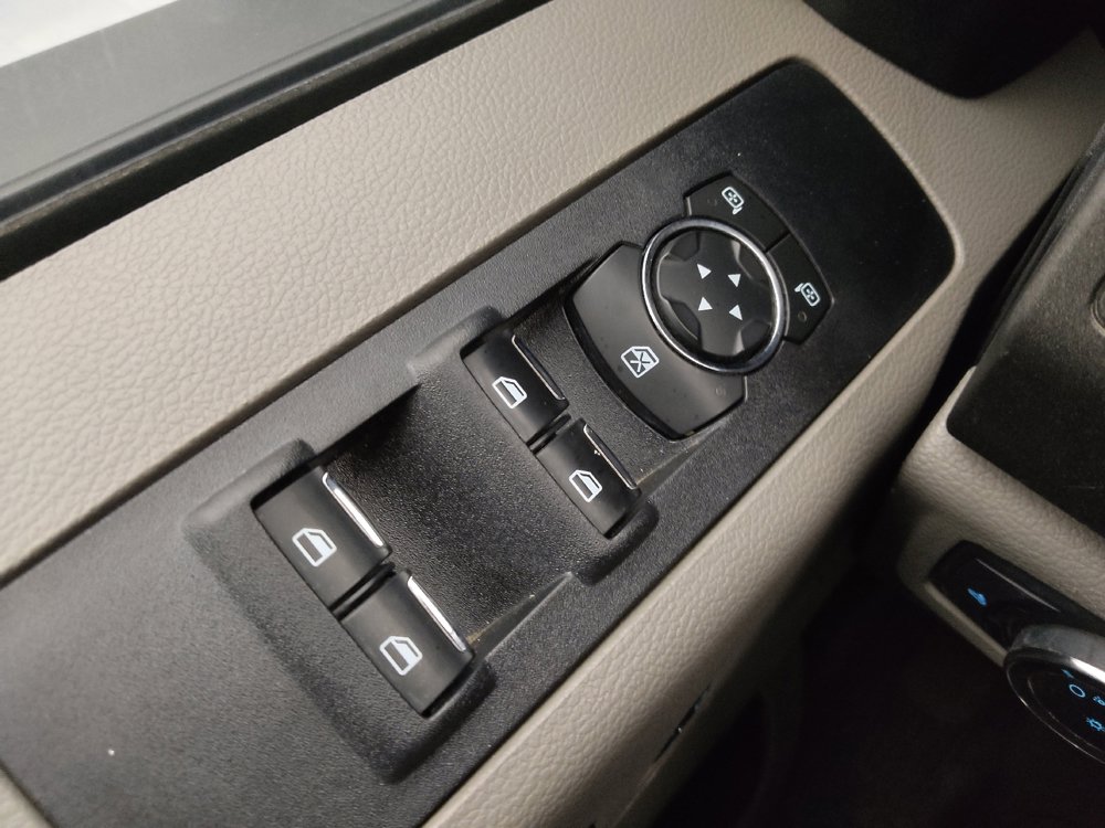 Used 2021 Ford F250 XL w/ Power Equipment Group RWD image 27