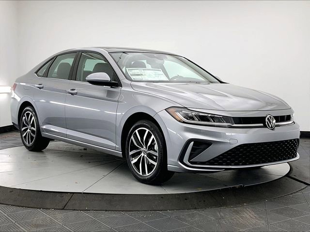 New 2026 Volkswagen Jetta SE FWD image 4
