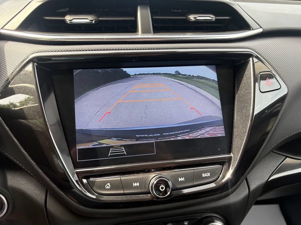 Used 2023 Chevrolet TrailBlazer LT w/ Convenience Package FWD image 4