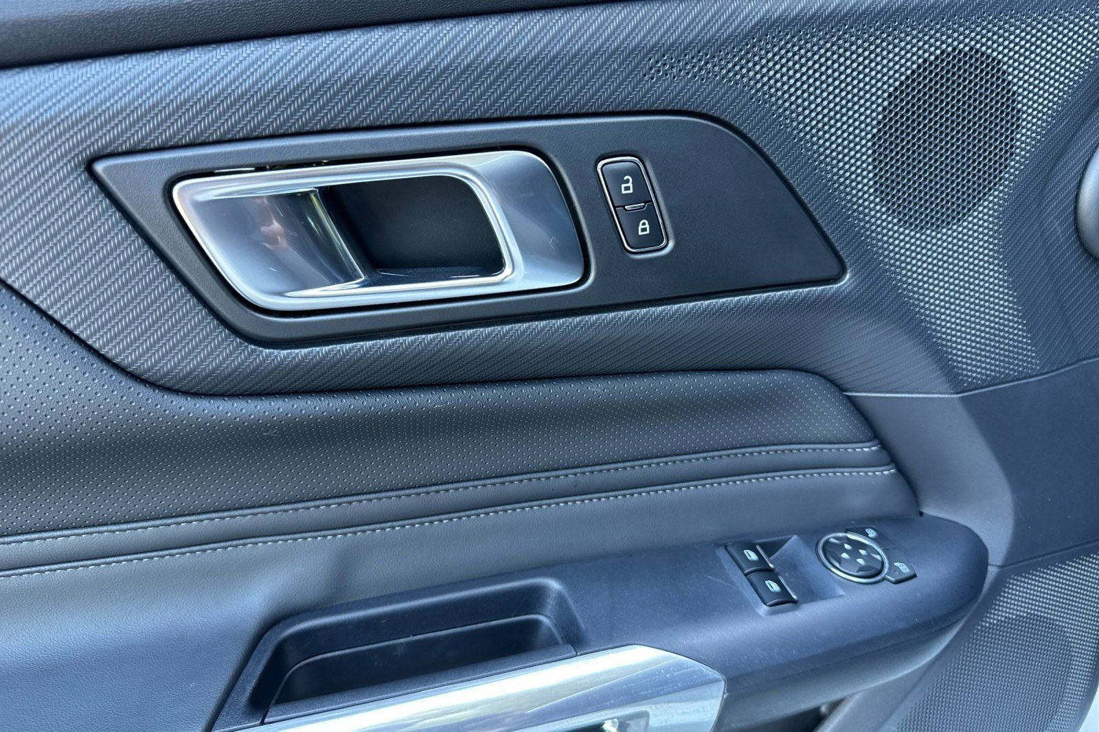 Used 2024 Ford Mustang GT Premium w/ GT Performance Package image 11