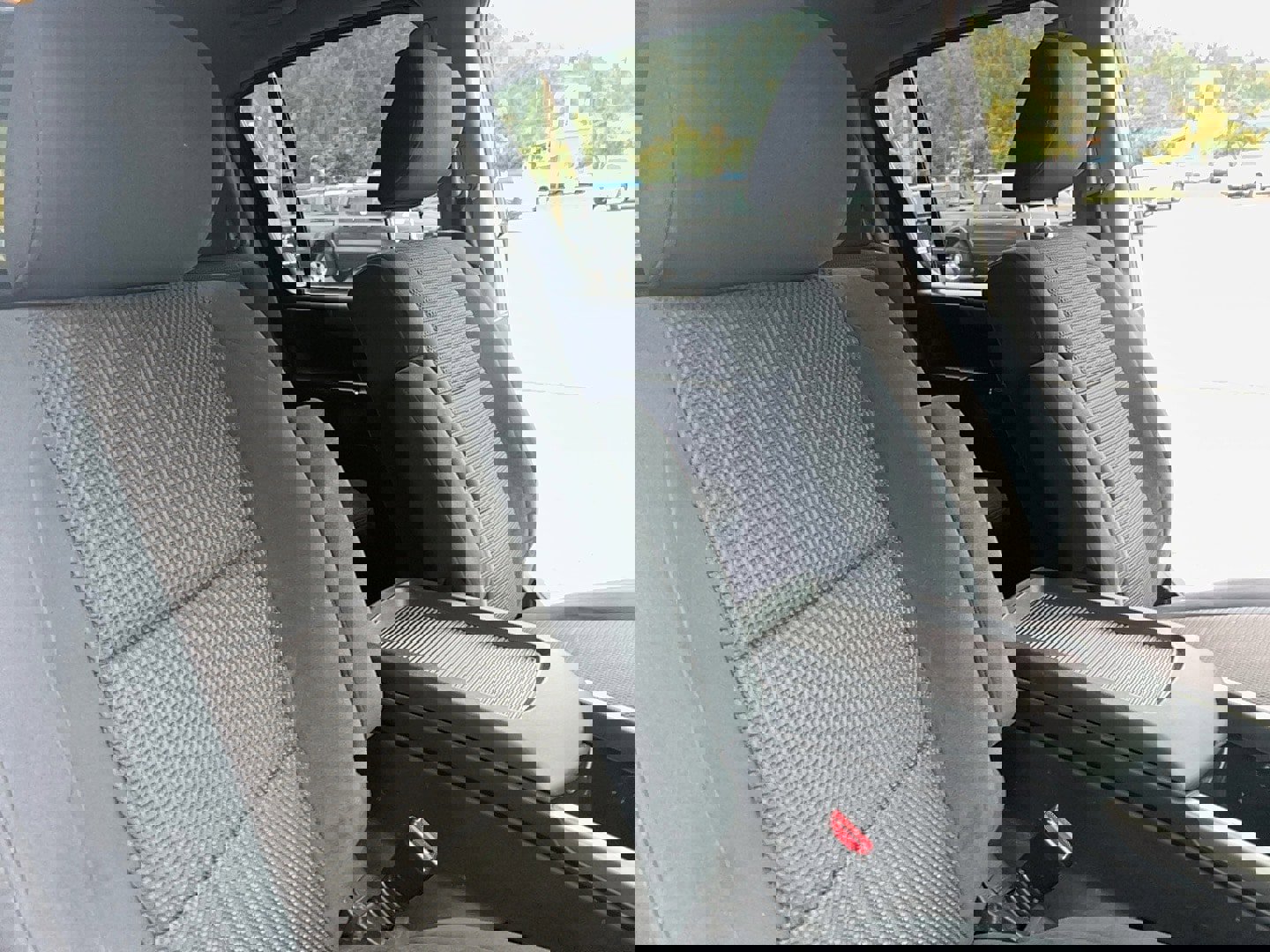 Used 2013 Nissan Armada SV image 29