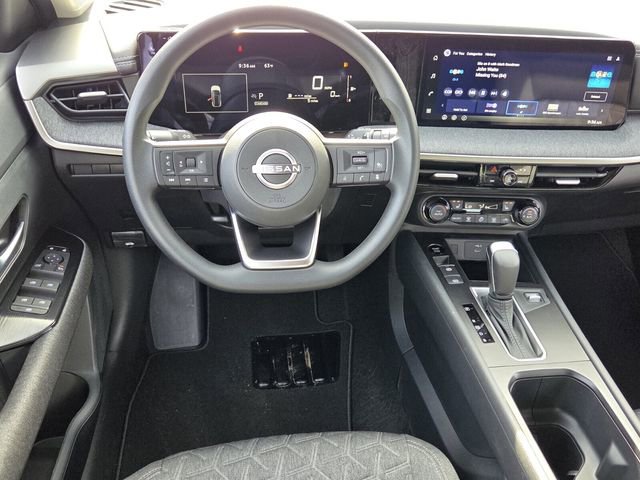 New 2026 Nissan Kicks SV FWD image 11