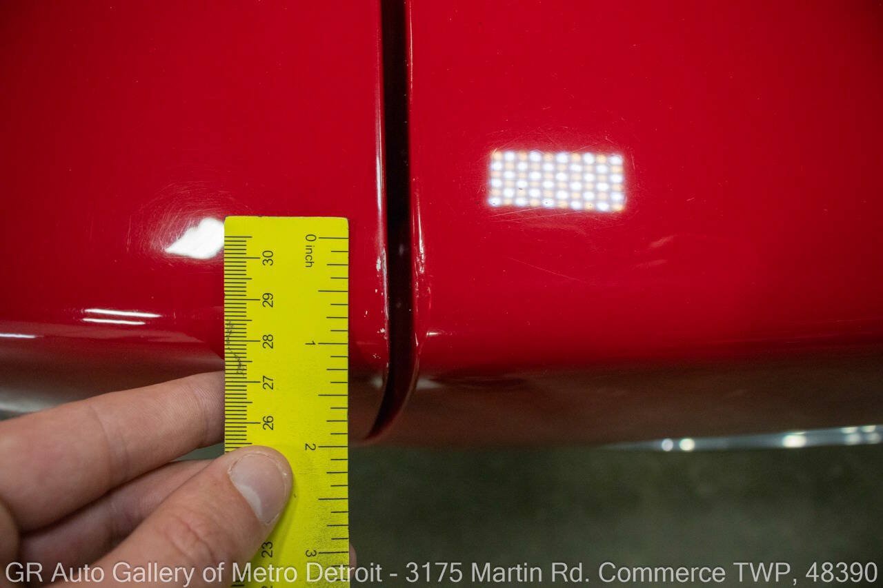 Used 1989 Chevrolet Corvette Convertible RWD image 32